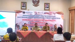 Tingkatkan Ketrampilan Pencaker, Disnaker Kabupaten Blitar Gelar Pelatihan Barbershop