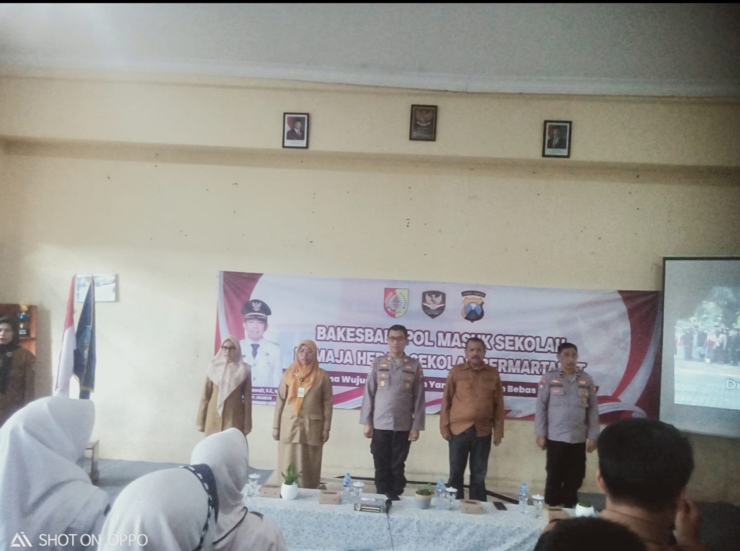 Kesbangpol Jember Masuk Sekolah, Bersama Mewujudkan Sekolah Yang Ramah Tampa Narkoba, Songsong Indonesia Emas
