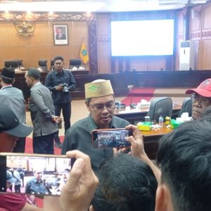 Empat Fraksi DPRD Sidoarjo Tolak LPJ Bupati Empat Fraksi DPRD Sidoarjo Tolak LPJ Bupati
