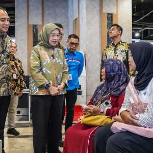MenPAN-RB: Surabaya Pionir Reformasi Birokrasi Tematik di Indonesia