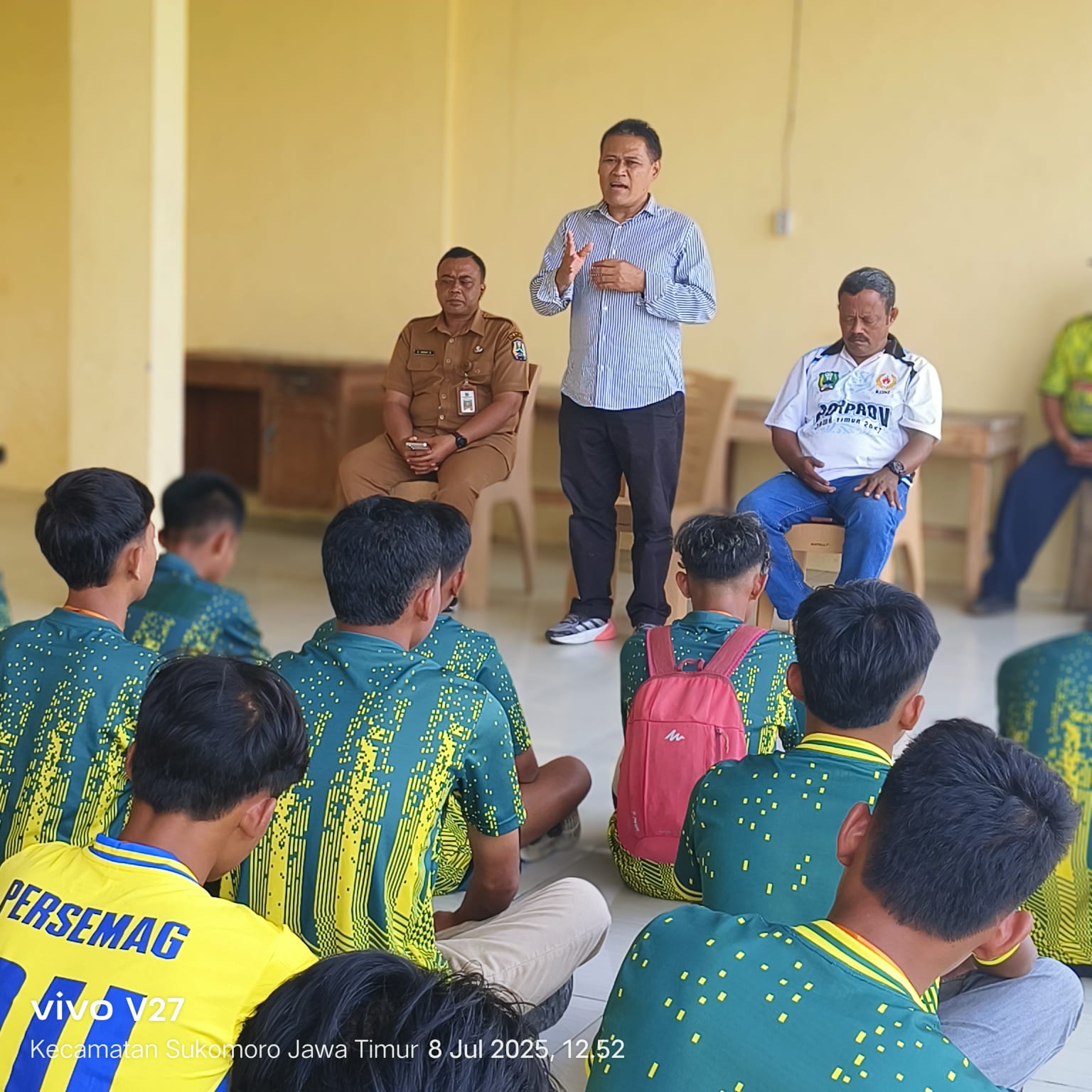 Askab PSSI Magetan Berangkatkan Tim Persemag Piala Soeratin U-17 Bertanding Di Bojonegoro