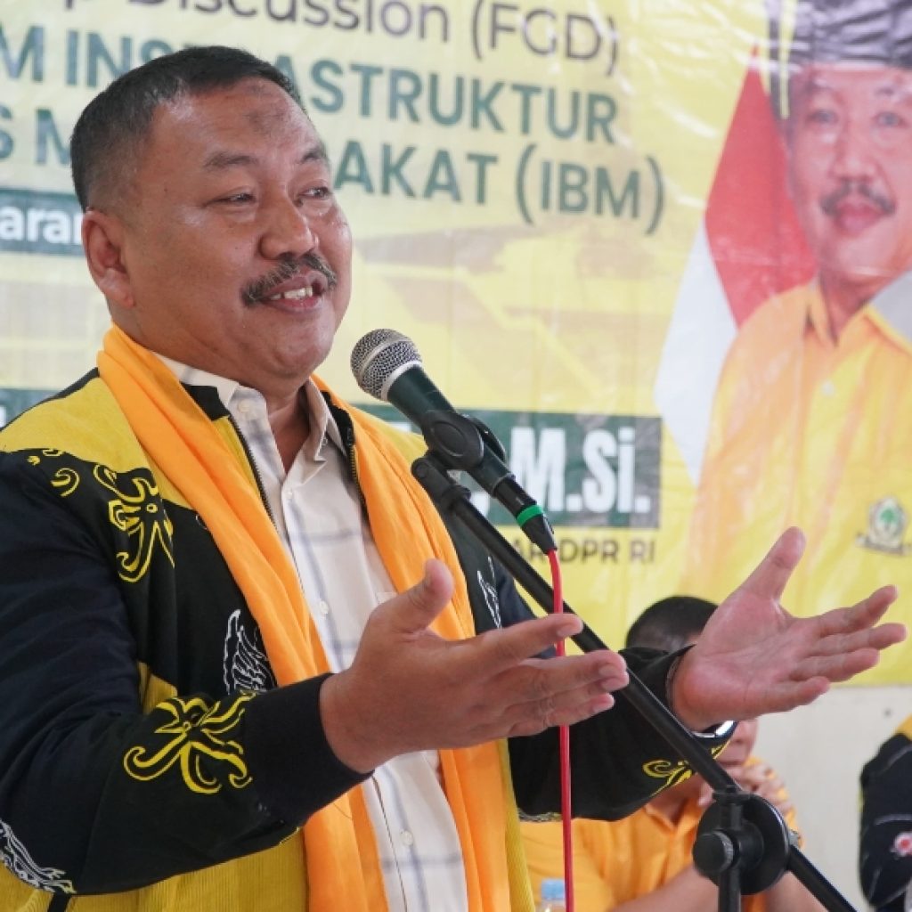 Di Ponorogo, Anggota Komisi V DPR Ali Mufthi Hadiri FGD dan Serahkan Bantuan
