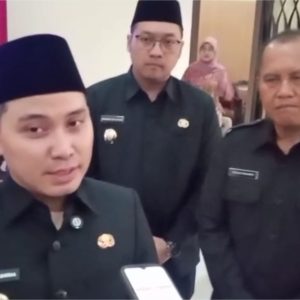 Bupati Gus Barra Stop Jual Beli Jabatan 30 JPT Pratama Jalani Uji Kompetensi Bupati Gus Barra Stop Jual Beli Jabatan 30 JPT Pratama Jalani Uji Kompetensi