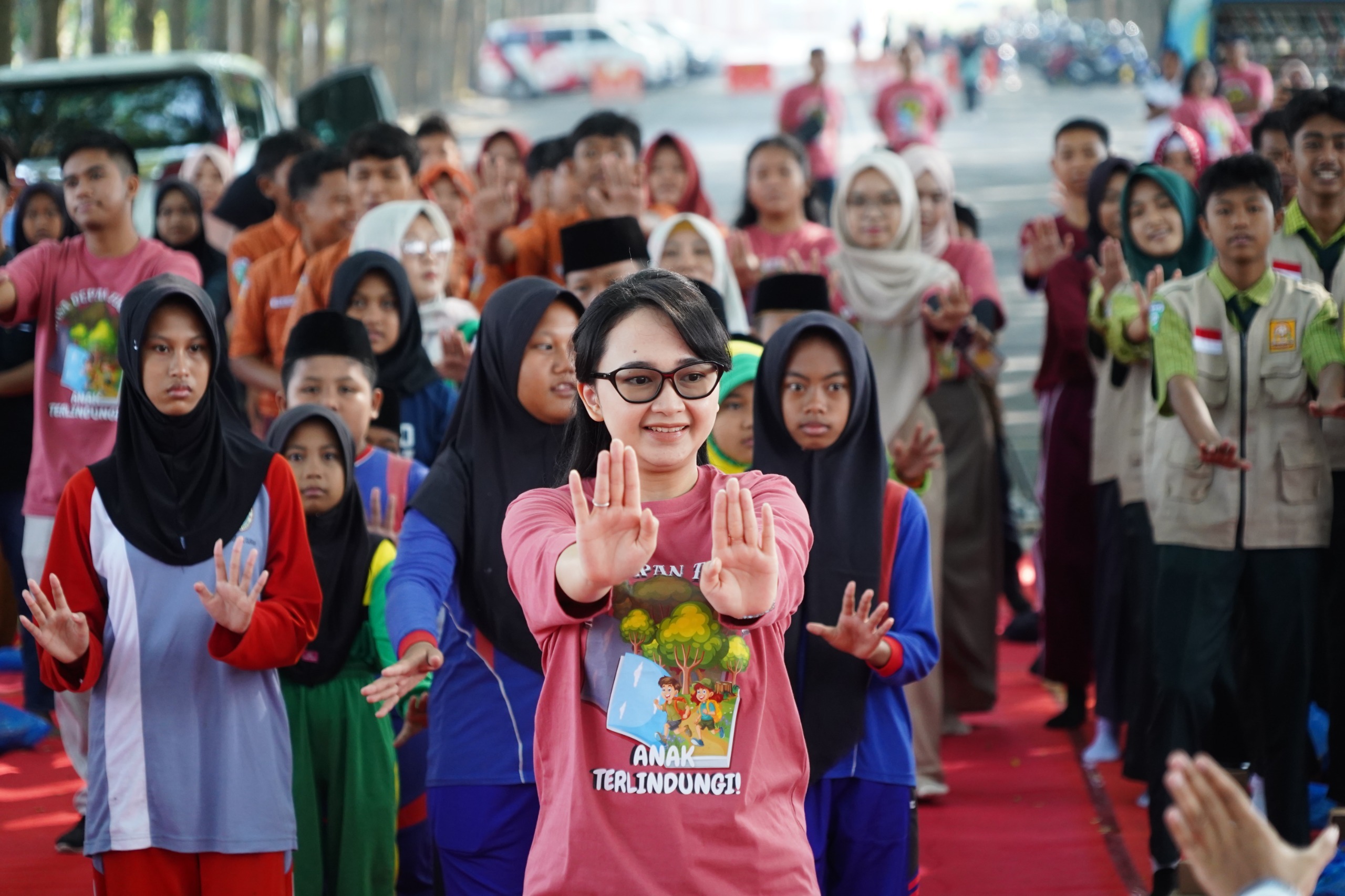 Hari Anak Nasional, Pesan Mbak Cicha Soal Bahaya Gadget dan Jejak Digital