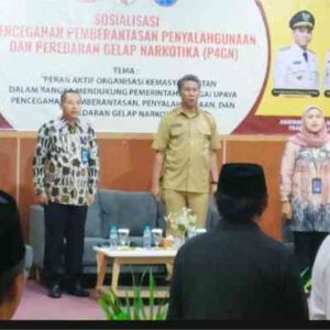 Bakesbangpol Gandeng BNNP Jatim Perangi Bahaya Narkoba di Mojokerto Bakesbangpol Gandeng BNNP Jatim Perangi Bahaya Narkoba di Mojokerto