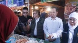 Gubernur Khofifah ke Jember Pastikan Stok BBM, Beras dan Cabe Aman