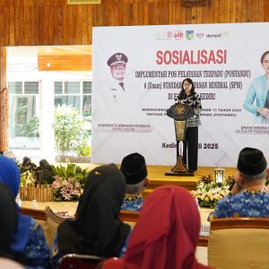 Mbak Cicha Dorong 1.743 Posyandu Kediri Terapkan 6 Standar Layanan Minimal Mbak Cicha Dorong 1.743 Posyandu Kediri Terapkan 6 Standar Layanan Minimal