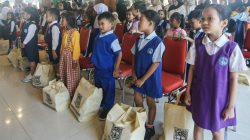 Dinas P&K Kota Mojokerto Tambah 5000 Tas dan Sepatu Gratis Untuk Murid Baru  