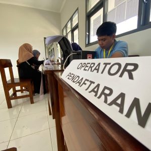 Langkah Nyata Mas Dhito, Sekolah Negeri Hadir di Daerah Terpinggirkan Langkah Nyata Mas Dhito, Sekolah Negeri Hadir di Daerah Terpinggirkan