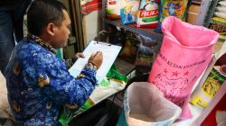 Pemkot Surabaya Perketat Pengawasan Beras Oplosan