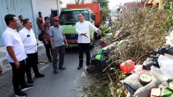 Sidak Hasil Kerja Bakti, Eri Kaget Lihat Tumpukan Sampah Berbagai Jenis