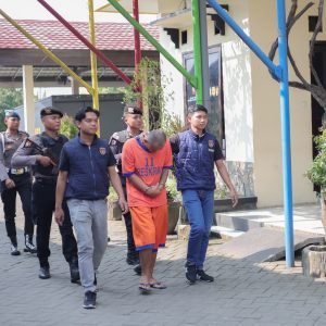 Dia yang Mencintai, Dia yang Membunuh Dia yang Mencintai, Dia yang Membunuh