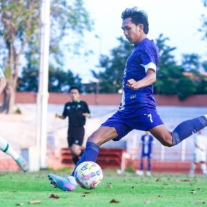 Persik vs Persebaya: Latihan Bersama Jilid Dua, Masih Soal Chemistry dan Taktik Musim Baru Persik vs Persebaya: Latihan Bersama Jilid Dua, Masih Soal Chemistry dan Taktik Musim Baru