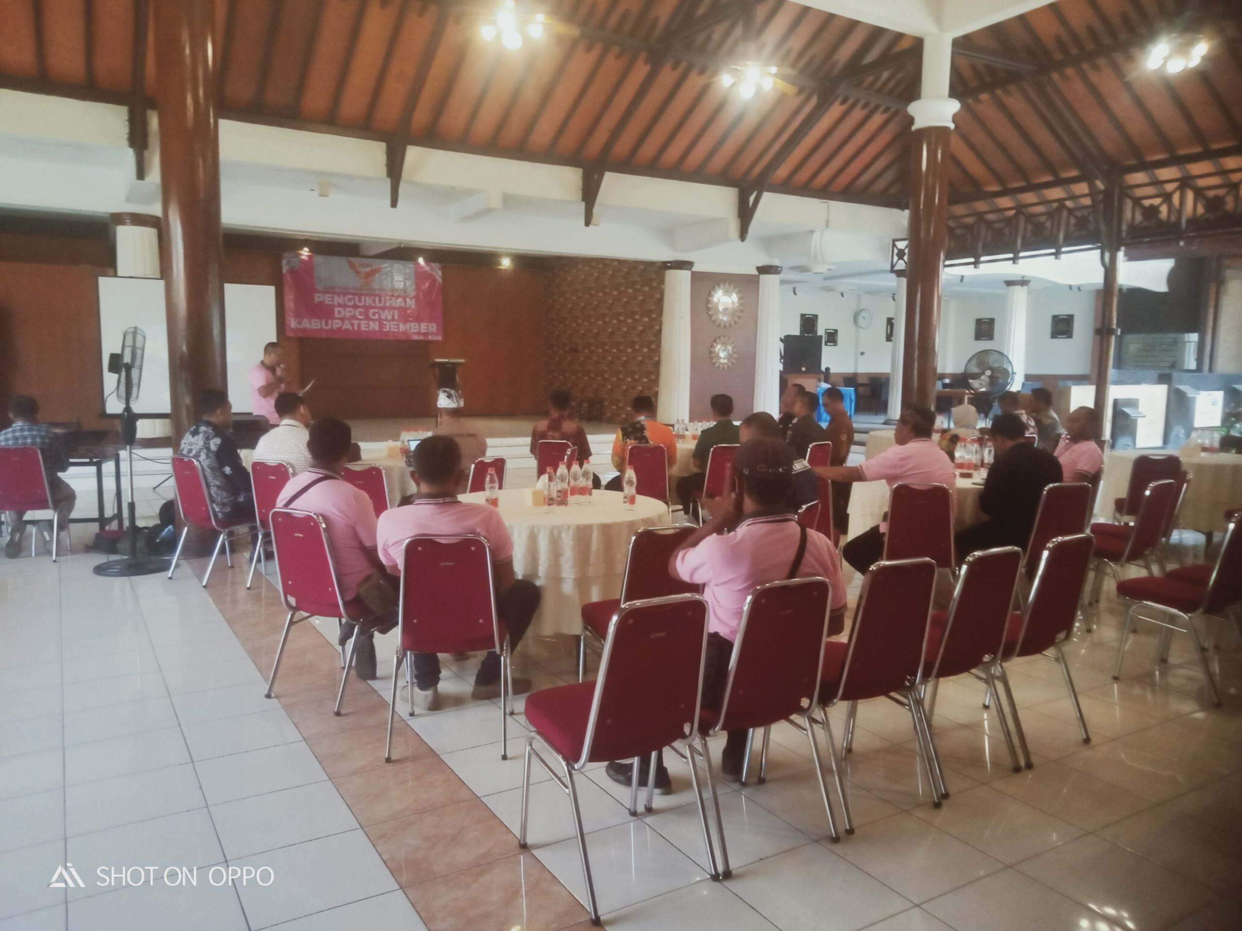 GWI Jember Dikukuhkan Kepala BPJS Ketenagakerjaan Jember Beri Ucapan Selamat.
