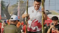 Isi Hari Kemerdekaan dengan Hal Positif, Wali Kota Blitar Bermain Egrang Diacara Car Free Day