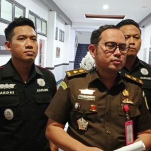 Kejari Sidoarjo Belum Lakukan Penahanan terhadap Tersangka Dugaan Korupsi Heri Soesanto Kejari Sidoarjo Belum Lakukan Penahanan terhadap Tersangka Dugaan Korupsi Heri Soesanto