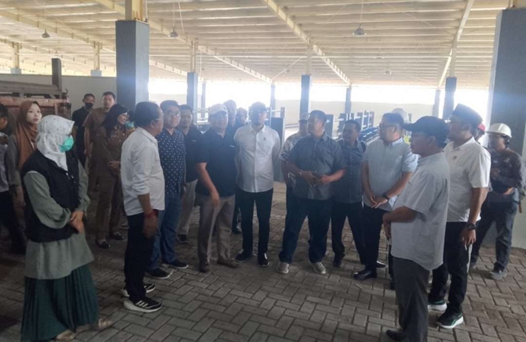 Komisi B DPRD Surabaya Sidak RPH Osowilangun, Temukan Retakan hingga Tantangan Sosialisasi