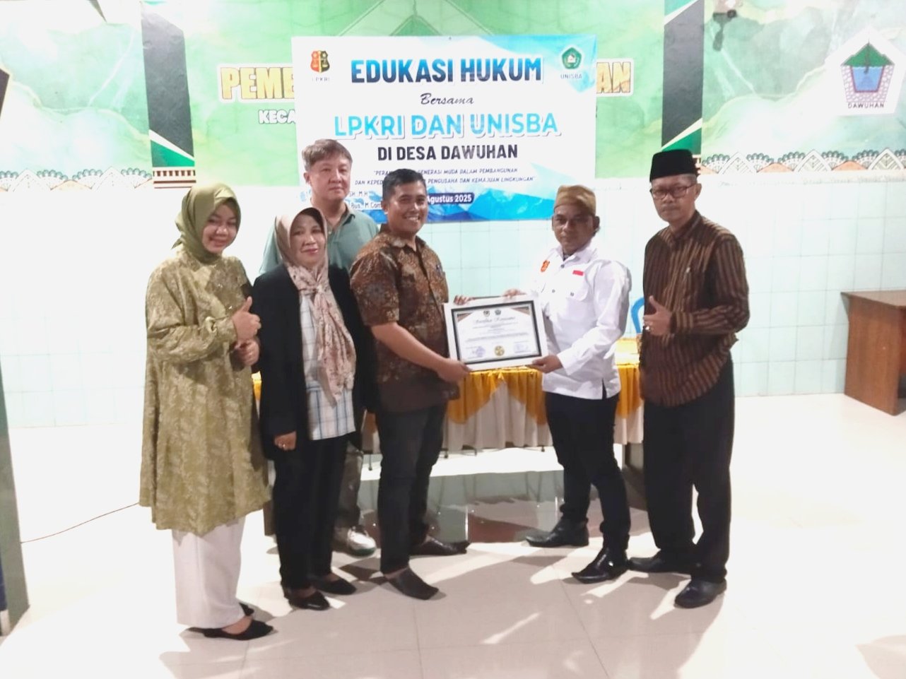 Peran Penting Pemuda Dalam Pembangunan, LPK-RI dan Unisba Sosialisasi Edukasi Hukum di Desa Dawuhan Blitar