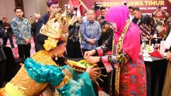 Temui Masyarakat Lampung Asal Jatim, Khofifah Tekankan Penguatan Pasar Antar Daerah