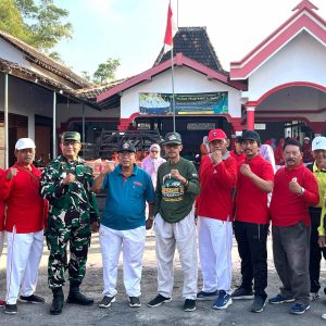 Kemeriahan Warga Karanggondang Blitar Meriahkan HUT RI ke-80 dengan Senam Tera Indonesia Kemeriahan Warga Karanggondang Blitar Meriahkan HUT RI ke-80 dengan Senam Tera Indonesia