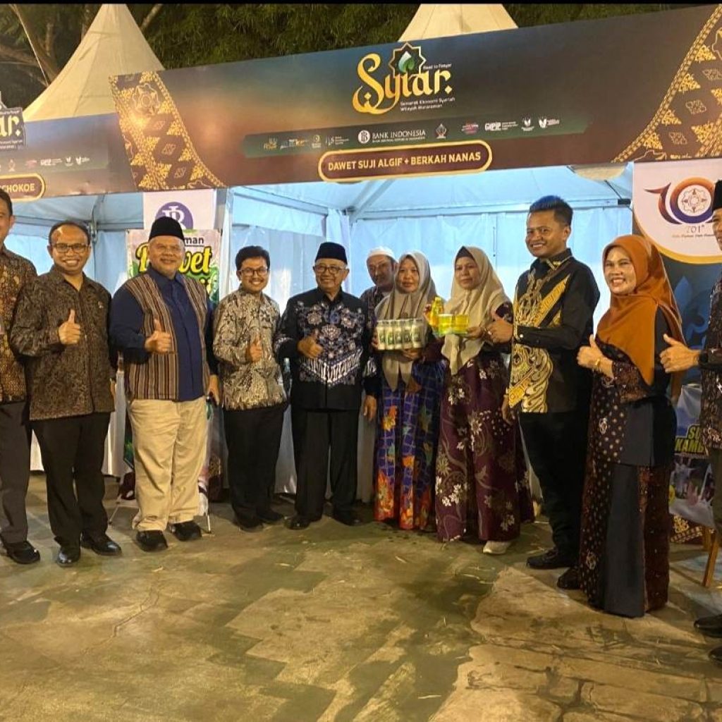 BI Perwakilan Kediri Road to Festival Ekonomi Syariah di Blitar