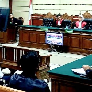 Berbelit, Hakim Ancam Saksi Korupsi Dam Kalibentak Blitar Sebagai Tersangka