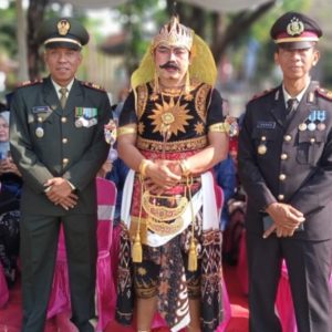 Upacara HUT Ke 80 RI, Camat Kedunggalar Ngawi Tampil Nuansa Budaya Nusantara