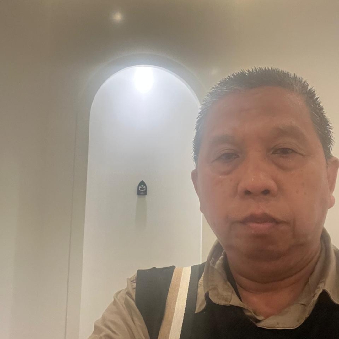 Transit di Bandara Abu Dhabi Alhamdulillah bisa Shalat Malam