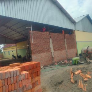 Mengurangi Volume Sampah Masuk Ke Tempat Pembuangan Akhir : Dinas PUPR Bangun TPS3R Di Tawanganom Mengurangi Volume Sampah Masuk Ke Tempat Pembuangan Akhir : Dinas PUPR Bangun TPS3R Di Tawanganom