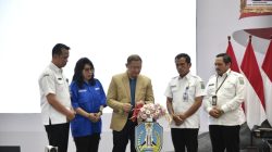 Jadi Pembicaraan dalam PKKMB UNESA, Kadindik Ajak Maba UNESA Ambil Peran dalam SDM Unggul