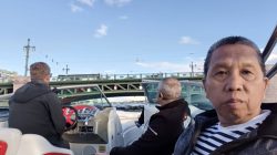 Wisata Sungai Saint Petersburg dengan Boat Kecil Cepat, “Subhanallah”