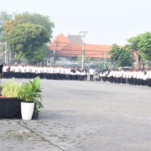 Bupati Sidoarjo Subandi Pimpin Apel Ribuan CPNS P3K Ikuti Apel Pengarahan