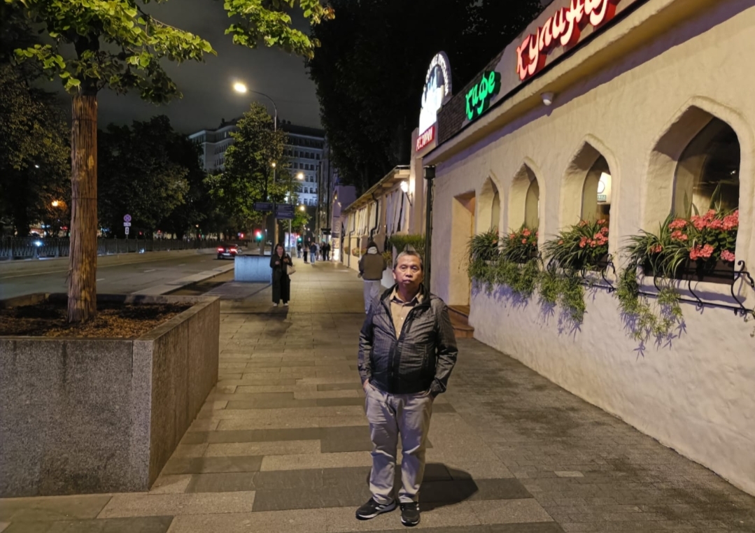 Restaurant Ubekhistan, Turky dan Bistro Japan