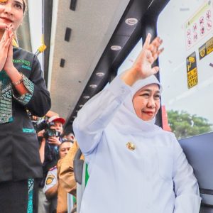 Khofifah Buktikan Inovasi Nyata, Transjatim Menang di Panggung Nasional