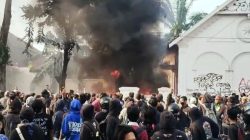 Aksi Demo Grahadi Ricuh, Pengamanan Sebut Kapolda Sesuai SOP