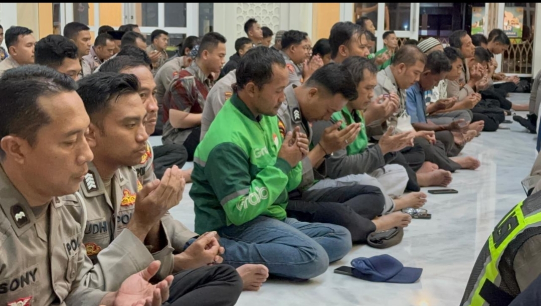 Polres Sidoarjo Gelar Doa Bersama untuk Ojek (alm) Affan