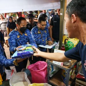 Stok Beras di Surabaya Aman, TPID Jaga Harga Tetap Stabil Stok Beras di Surabaya Aman, TPID Jaga Harga Tetap Stabil