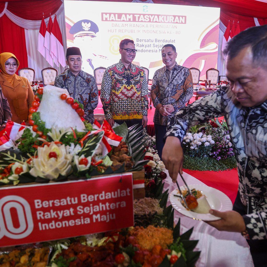 Pemkot Surabaya – LVRI Tasyakuran HUT Ke-80 RI, Eyang Gitojo Kisahkan Detik-detik…