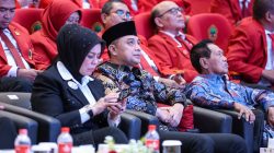 Hadiri Pelantikan Rektor Untag, Eri Ajak Mahasiswa KKN Berkontribusi