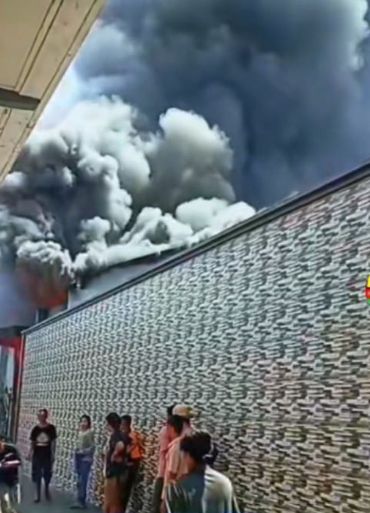 Vegas Terbakar, Masyarakat Balung Jember Sempat Panik.