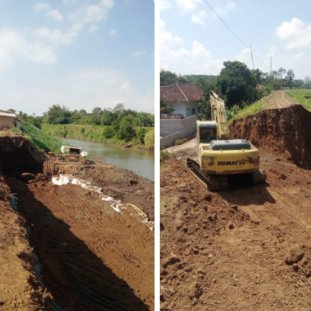 Khawatir Banjir,Pengerukan Tanggul Penahan Air Desa Kepanjen Jember di Soal Kades dan Masyarakat.
