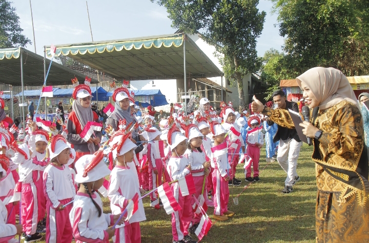 Tingkatkan kreativitas anak,Ning Ghyta Kenalkan 7 Kebiasaan Anak Indonesia Hebat.
