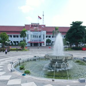 Pemkot Surabaya Berupaya Beri Beasiswa untuk Mahasiswa PTS Pemkot Surabaya Berupaya Beri Beasiswa untuk Mahasiswa PTS