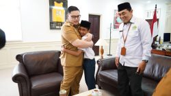 Mas Dhito Punya Teman Spesial, Pelajar MTs yang Masih Berseragam Biru Putih