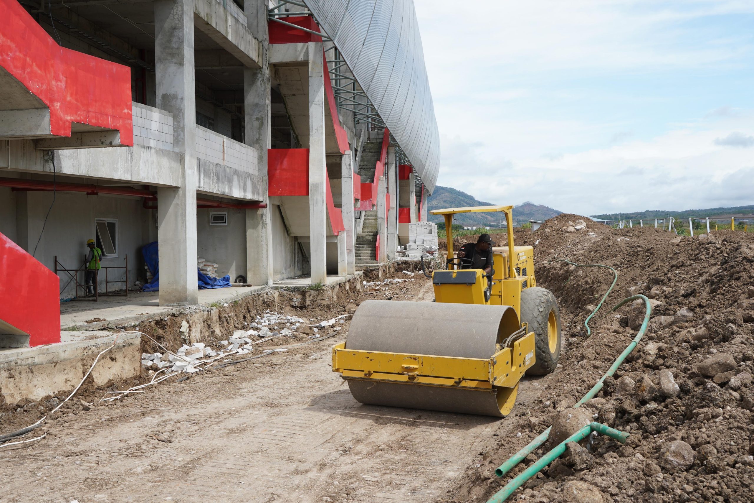 Pembangunan Stadion Gelora Daha Jayati Tahap Dua Dimulai