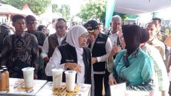 Gubernur Tinjau Pasar Murah di Sidoarjo, Jaga Inflasi