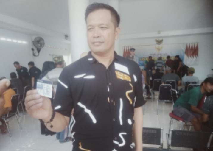 Lindungi Nelayan Jember ,Gus Wafait Luncurkan Progam E-Pass Perdana di Kantor Desa Lojejer