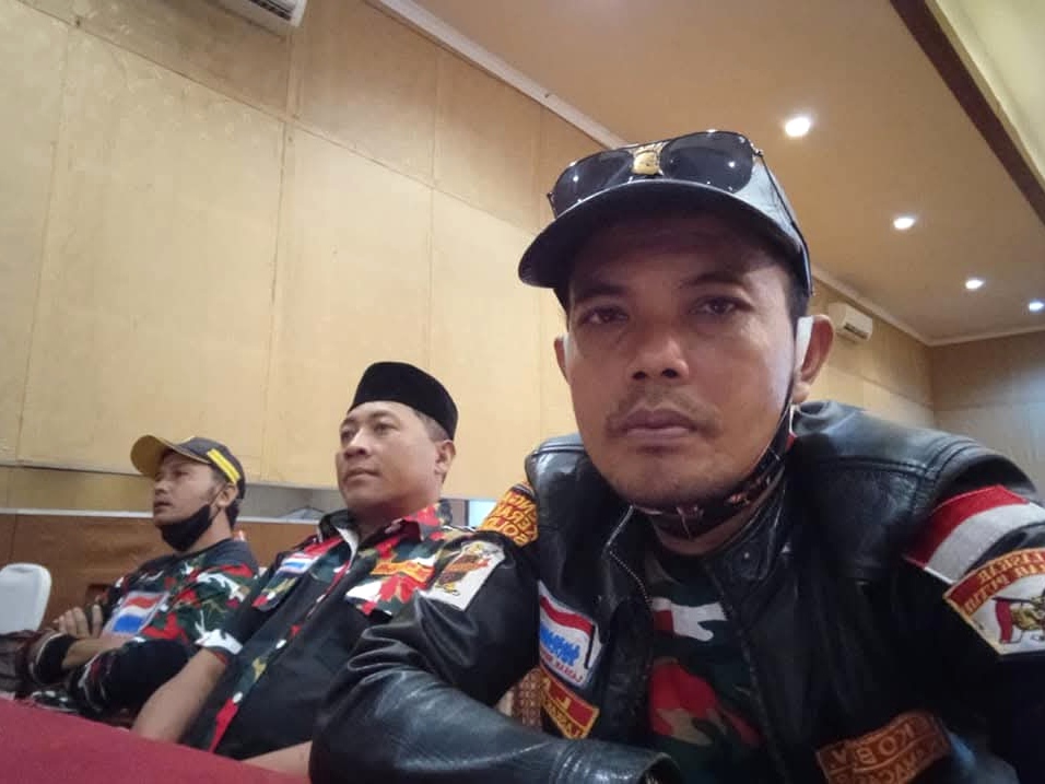 Ormas LMP dan Masyarakat Blitar Ancam Demo Kandang Ayam yang Resahkan Warga