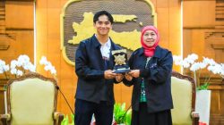 Sebelum Berlaga di Sirkuit Internasional Jepang dan NTB, Mario Aji Temui Gubernur Jatim Khofifah 