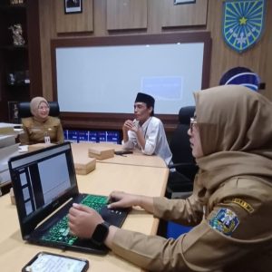 15 Desa di Jatim Layak sebagai Desa Terang: Terbuka, Akuntabel, dan Global 15 Desa di Jatim Layak sebagai Desa Terang: Terbuka, Akuntabel, dan Global